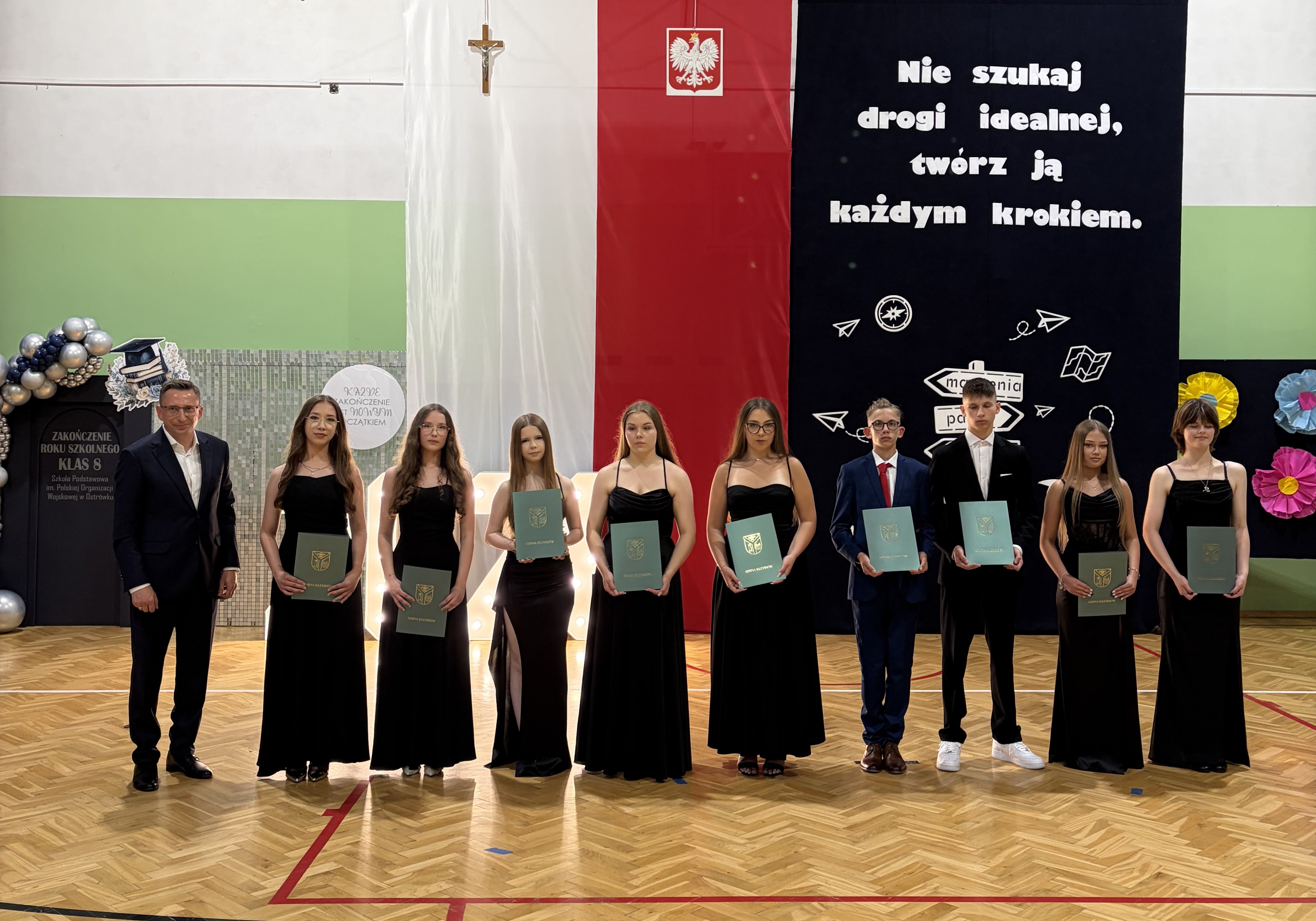 Laureaci SP Ostrówek